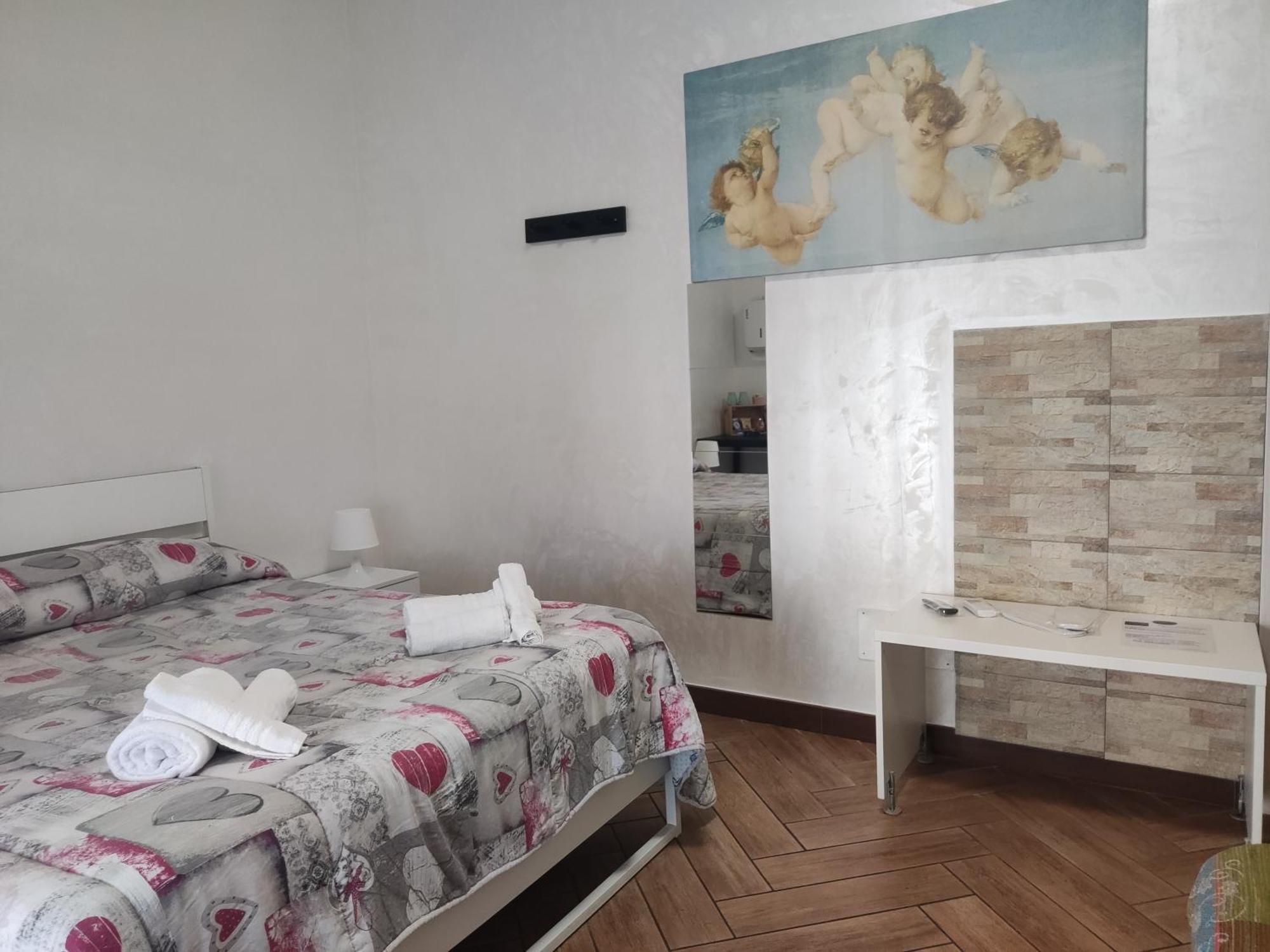 Cuscino E Cornetto Bed & Breakfast Salerno Exterior photo