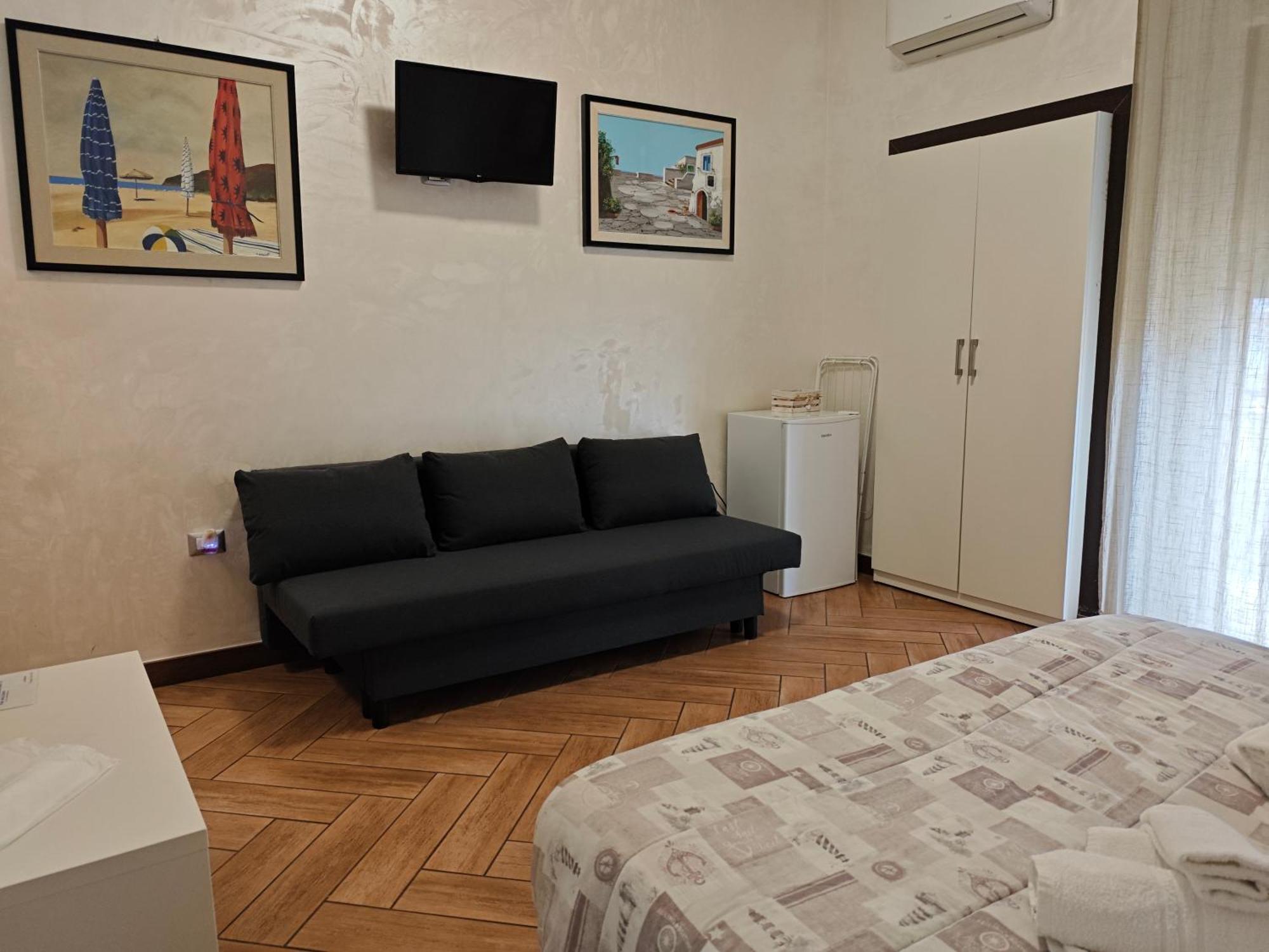 Cuscino E Cornetto Bed & Breakfast Salerno Exterior photo
