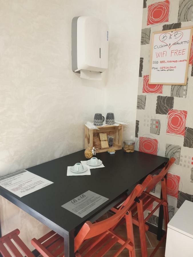 Cuscino E Cornetto Bed & Breakfast Salerno Exterior photo